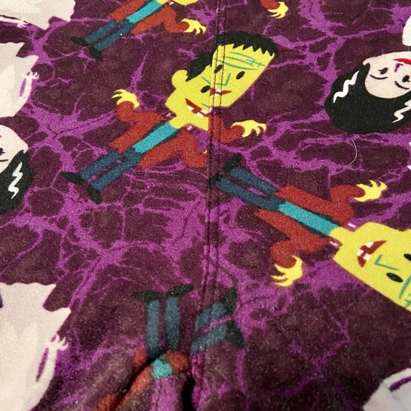 LuLaRoe Purple Monster Print Leggings - Picture 2 of 2